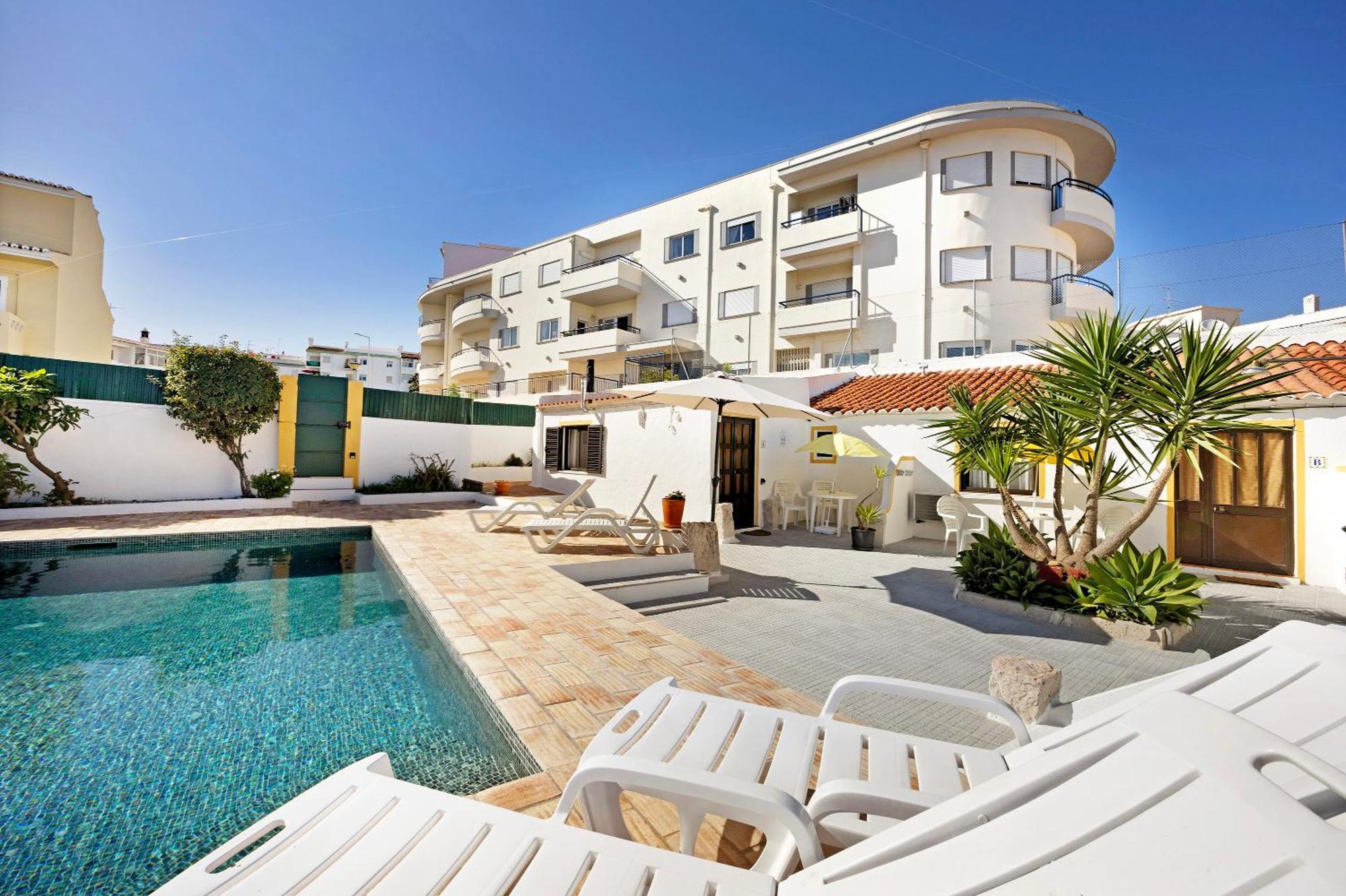 A Cerca - B Apartment Lagos Luaran gambar