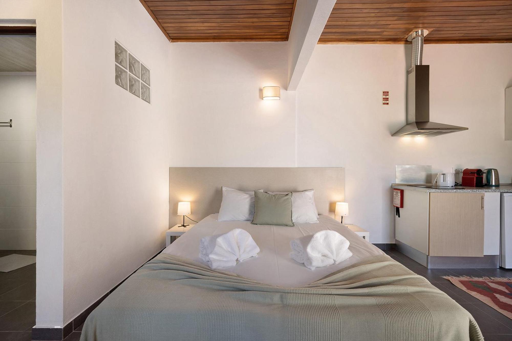 A Cerca - B Apartment Lagos Luaran gambar